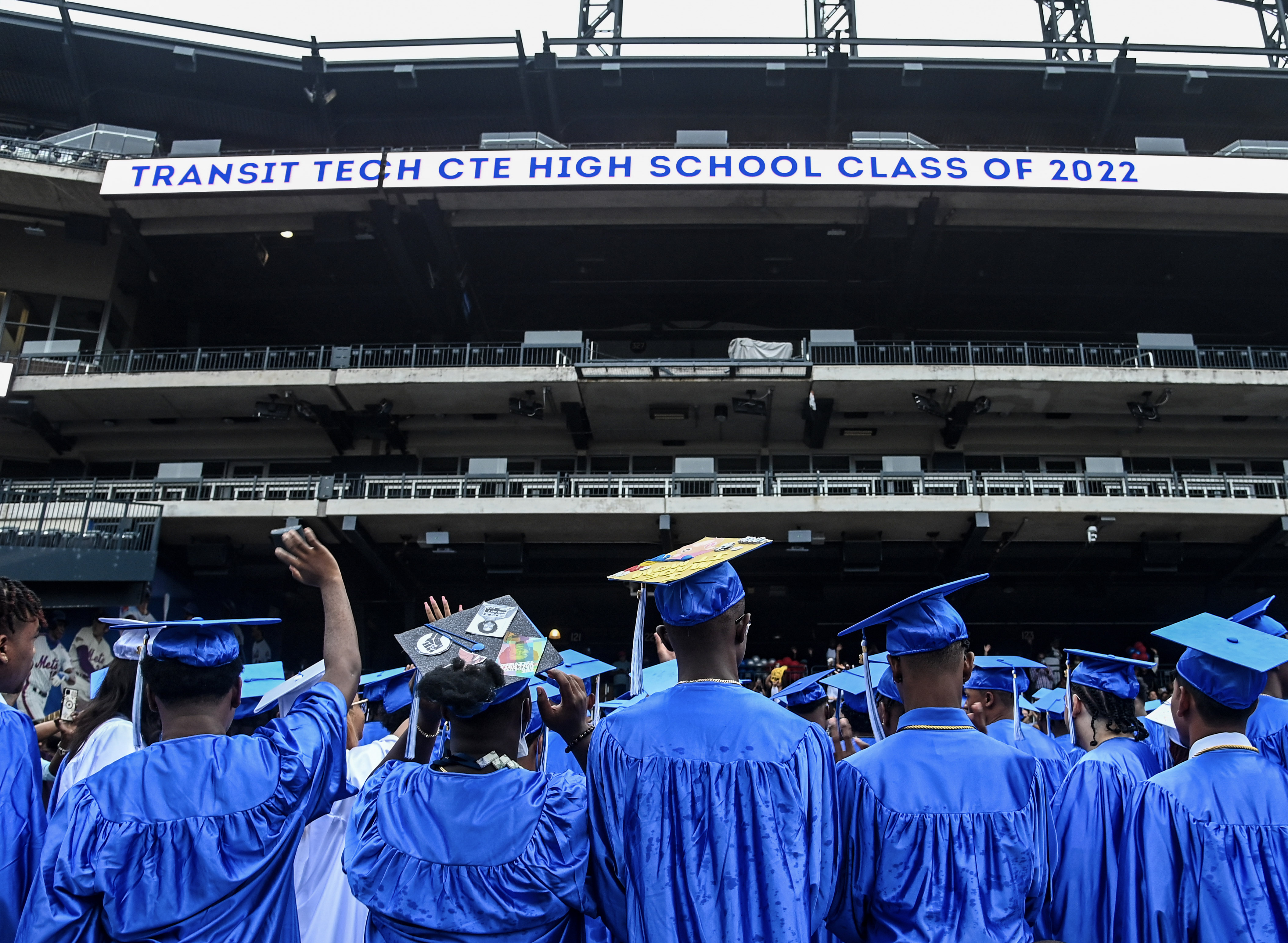 PHOTOS: MTA Chair and CEO Lieber Delivers Transit Tech High School Commencement Speech 