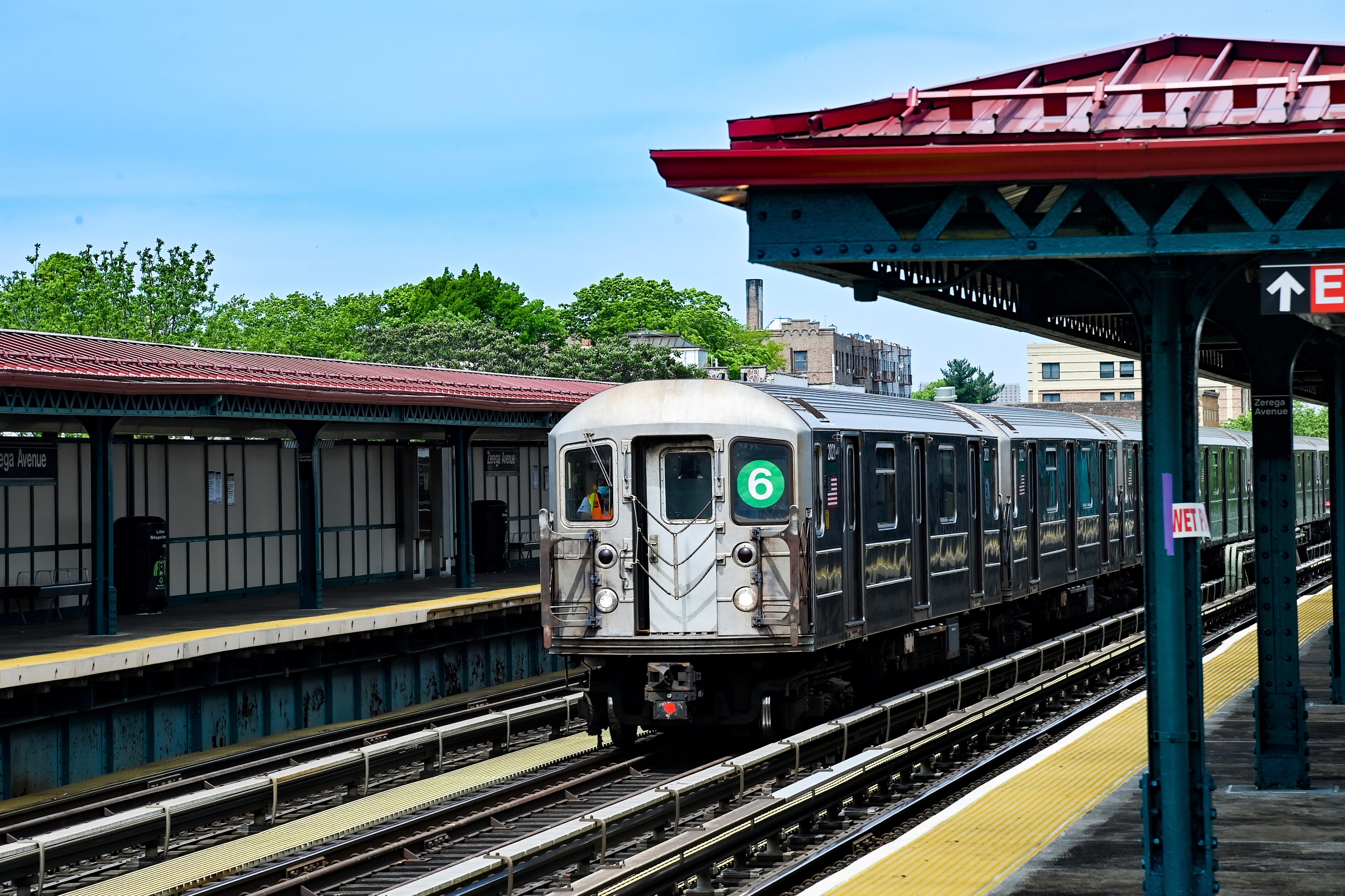 MTA Completes Re-NEW-Vation at Zerega Av 6 Subway Station 