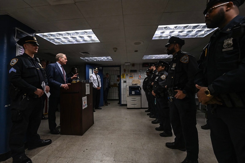 PHOTOS: MTA Chair and CEO Lieber Attends Transit Police Roll Call, Speaks to Straphangers